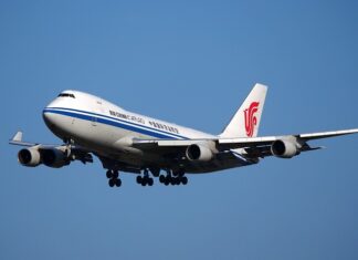 Ile ludzi mieszka w Chinach 2023 rok?